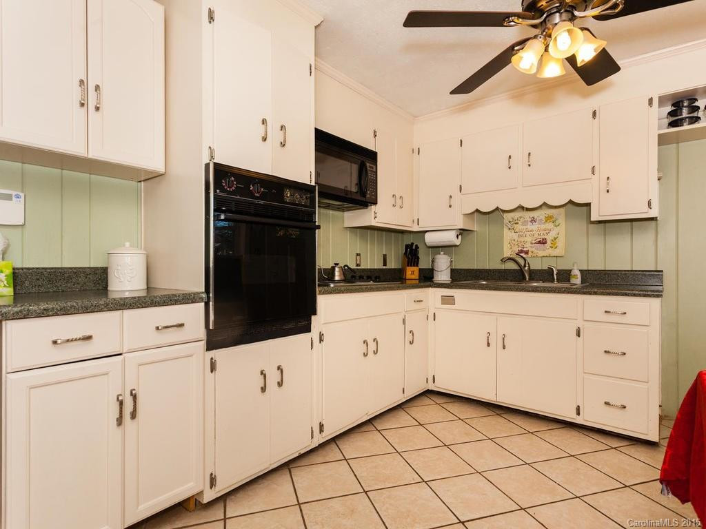 37 Donna Drive - Photo 10