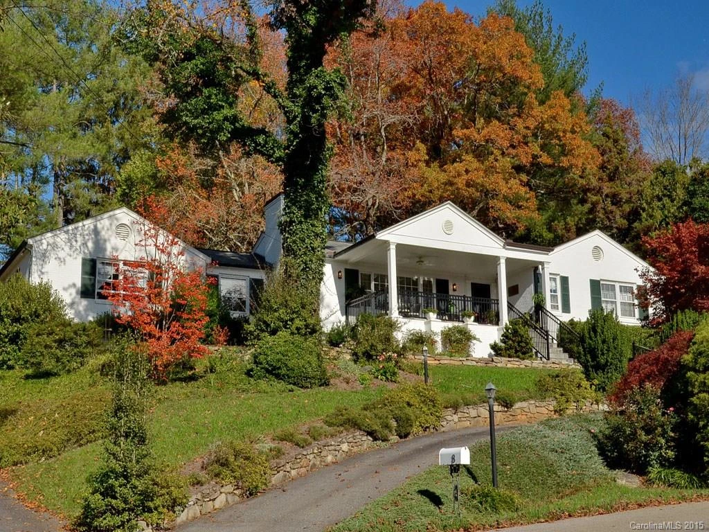 8 Club View Road