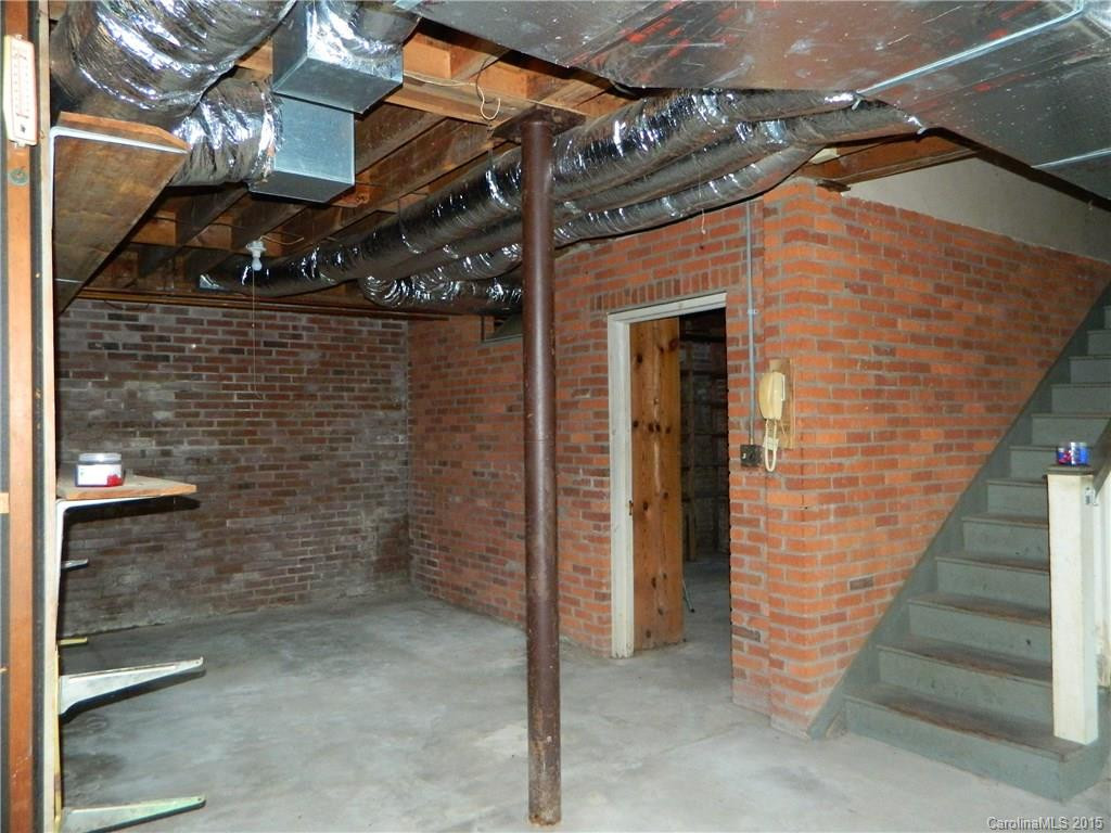 687 Ridge Road - Photo 18