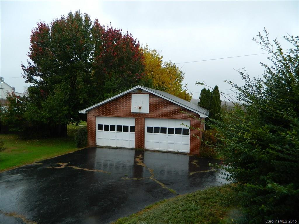 687 Ridge Road - Photo 3