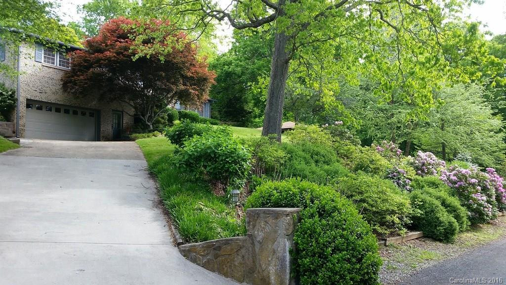 237 Rolling Green Drive