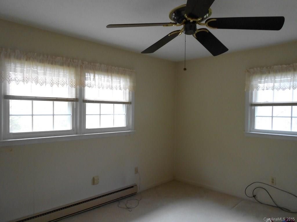 237 Rolling Green Drive - Photo 13