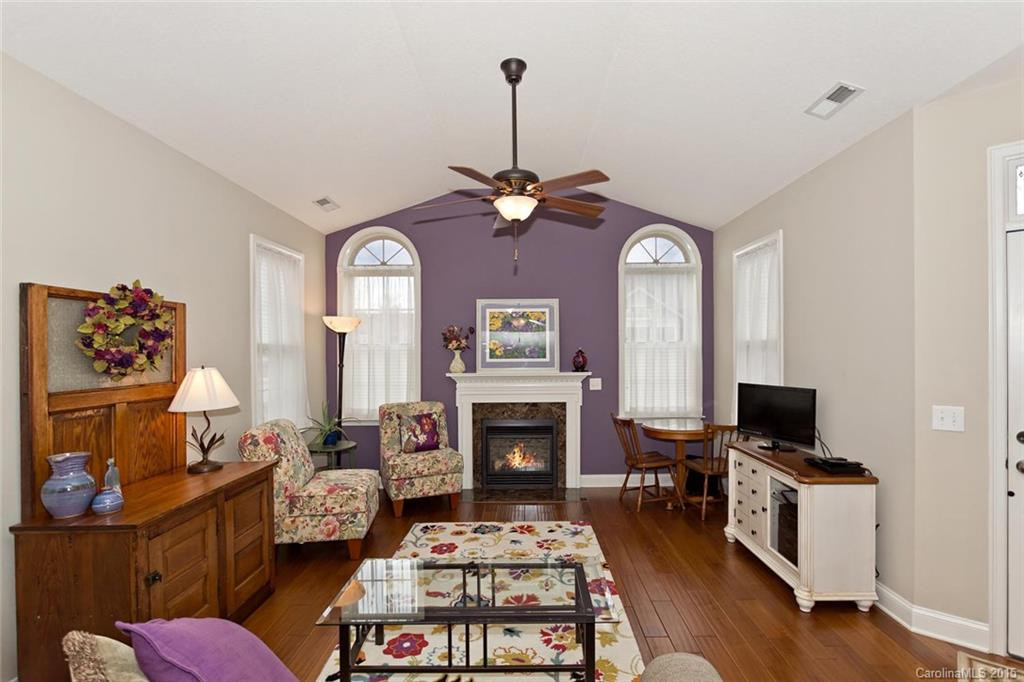18 Braeburn Way #000 - Photo 5