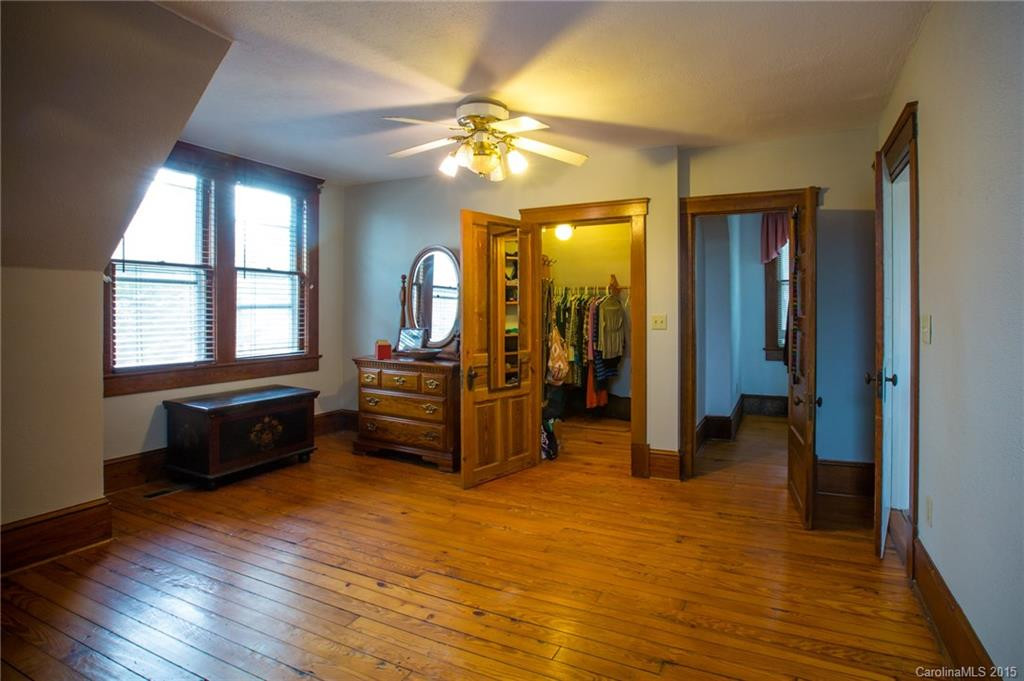 340 Maple Street - Photo 12