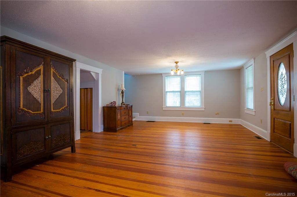 340 Maple Street - Photo 4