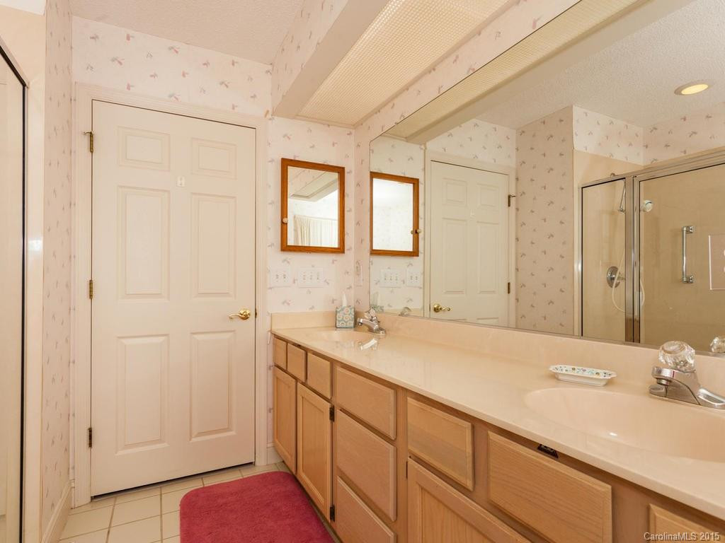 102 Carriage Walk Lane #A-1 - Photo 18