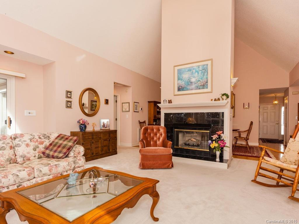 102 Carriage Walk Lane #A-1 - Photo 4