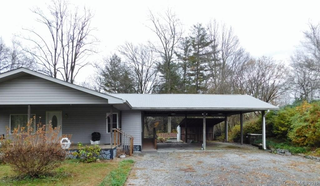975 Calvert Road - Photo 2