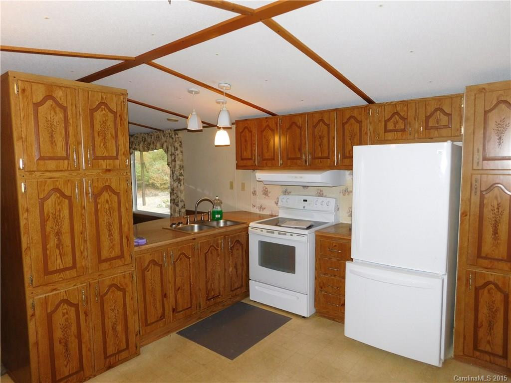 975 Calvert Road - Photo 8