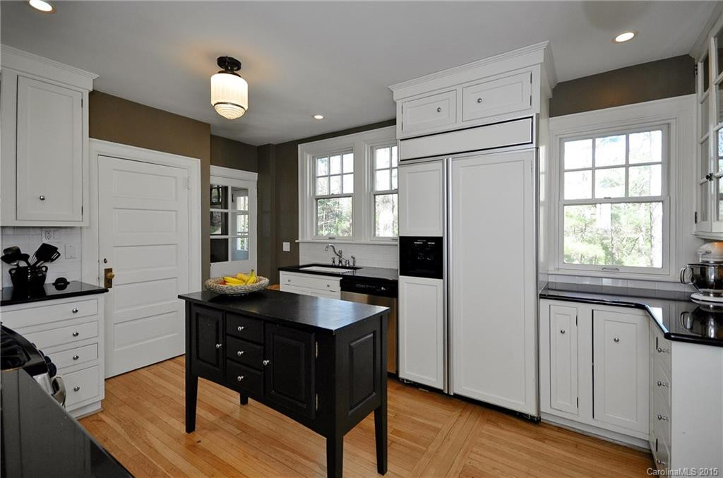1 Lone Pine Road - Photo 8