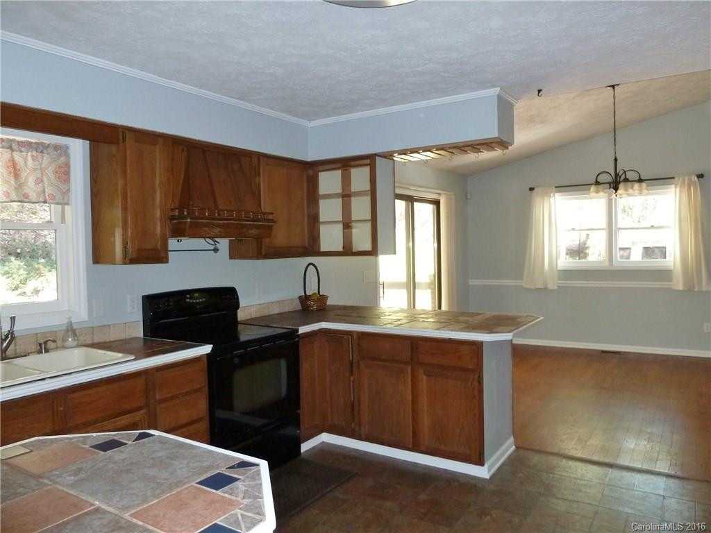 238 Stonebrook Drive - Photo 4