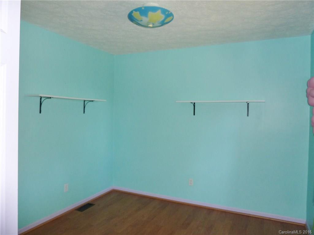 238 Stonebrook Drive - Photo 8