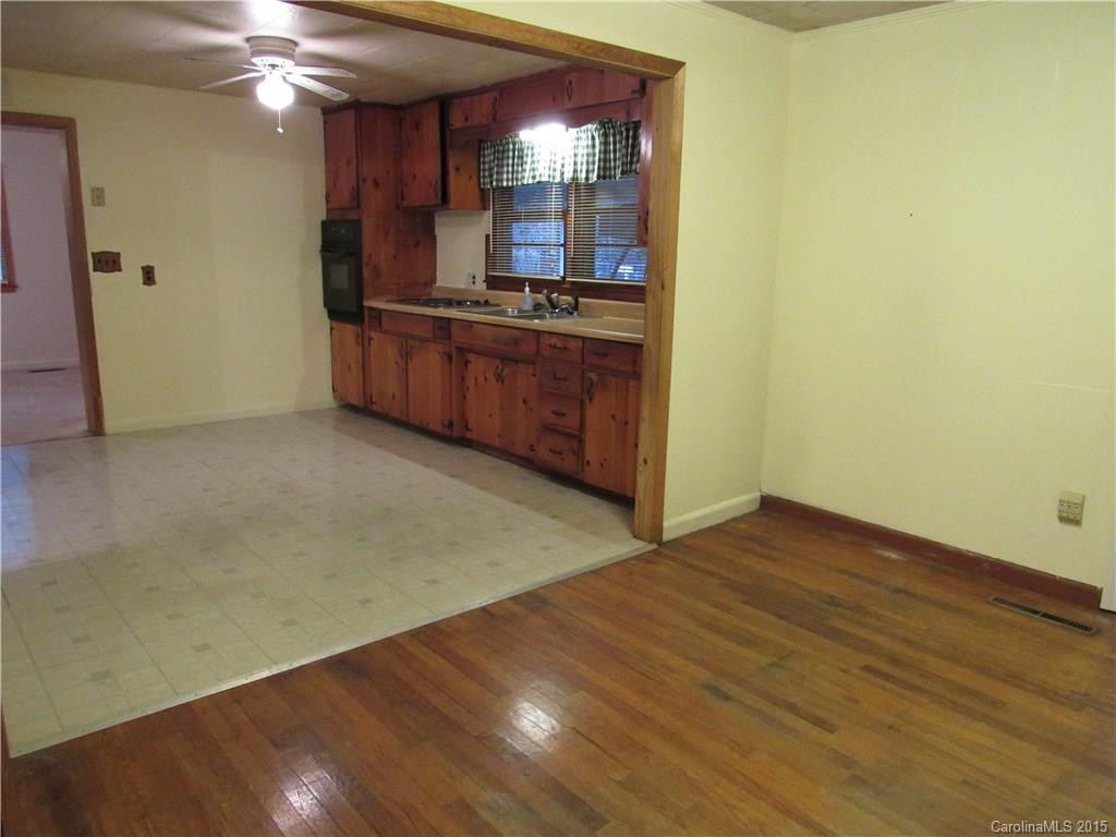 212 Vance Avenue - Photo 11