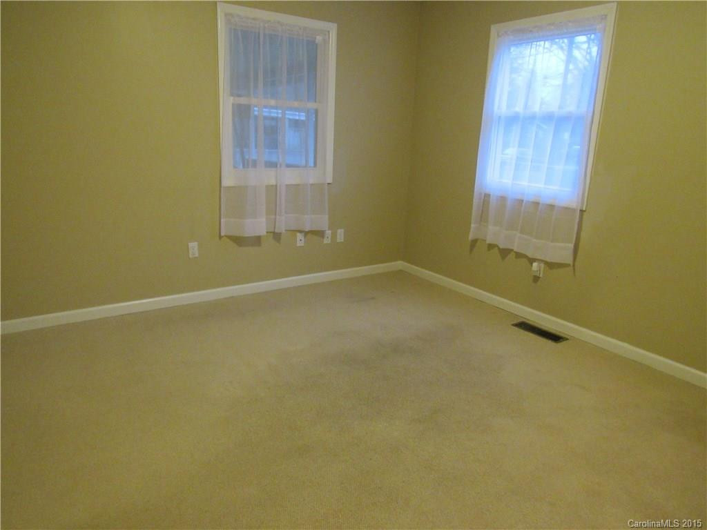 212 Vance Avenue - Photo 12