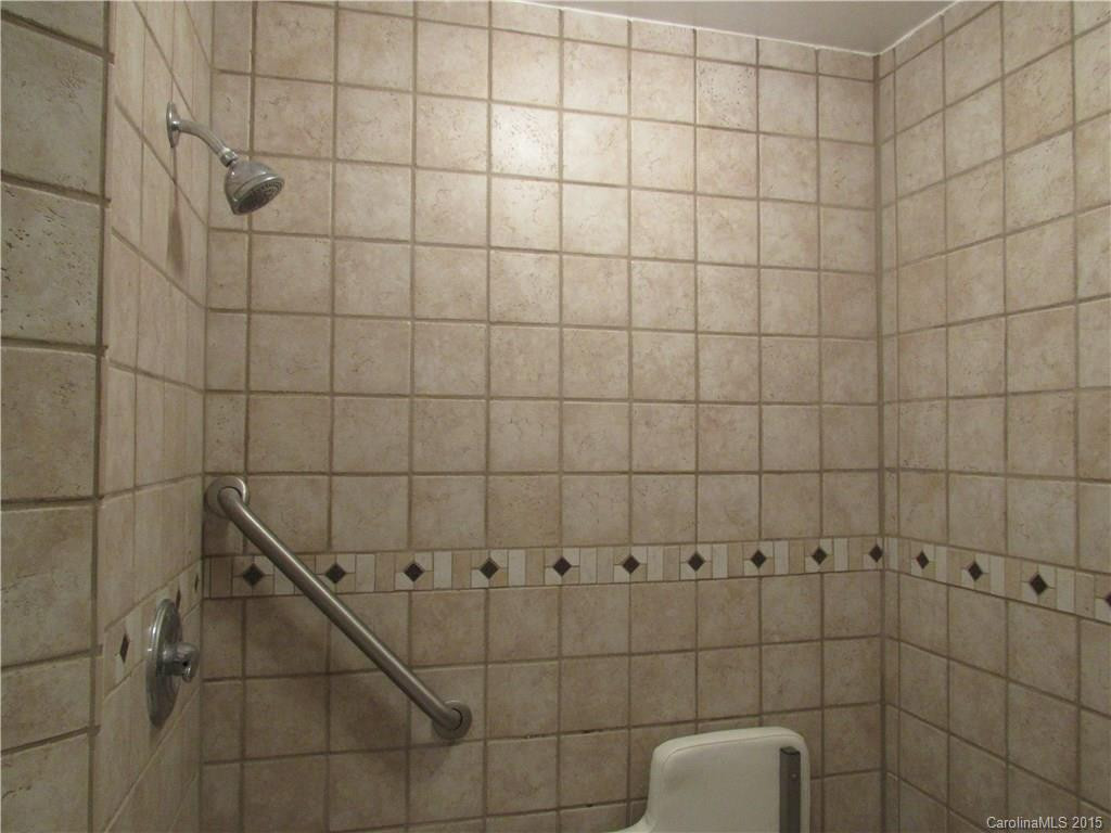 212 Vance Avenue - Photo 14
