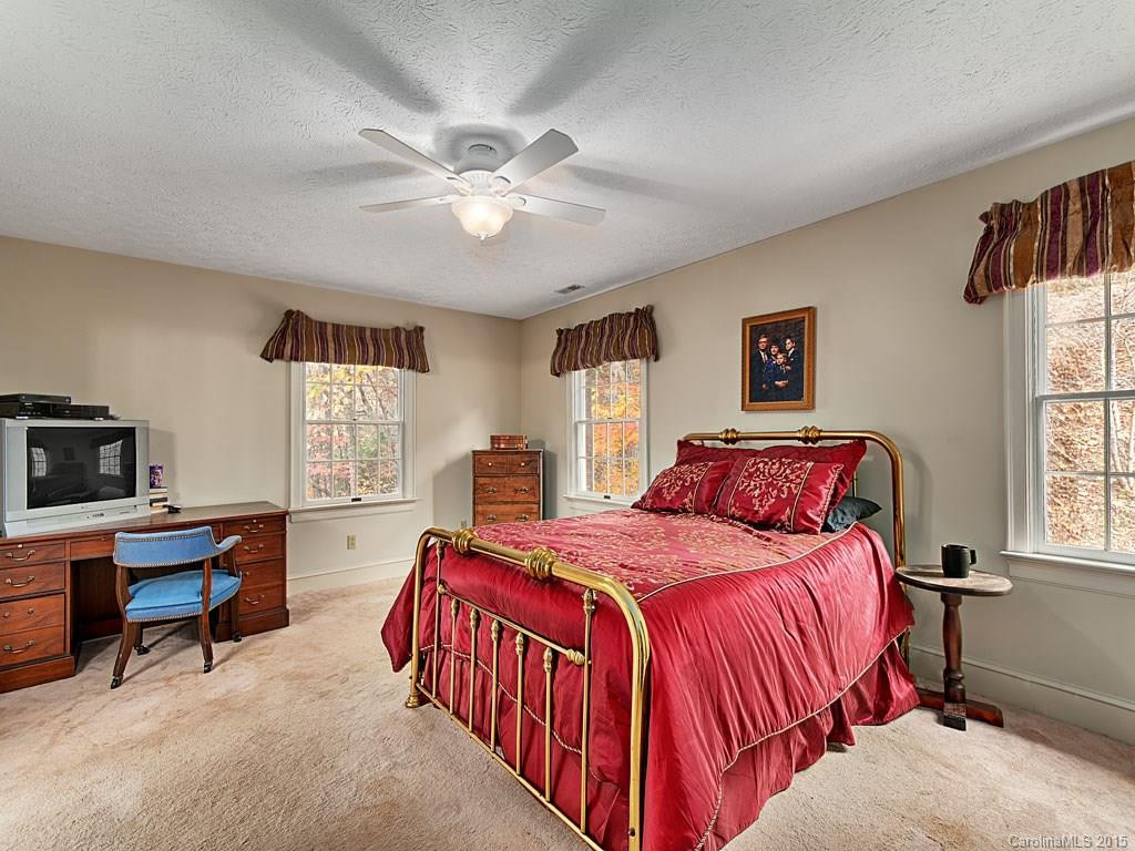 514 Sondley Drive - Photo 16