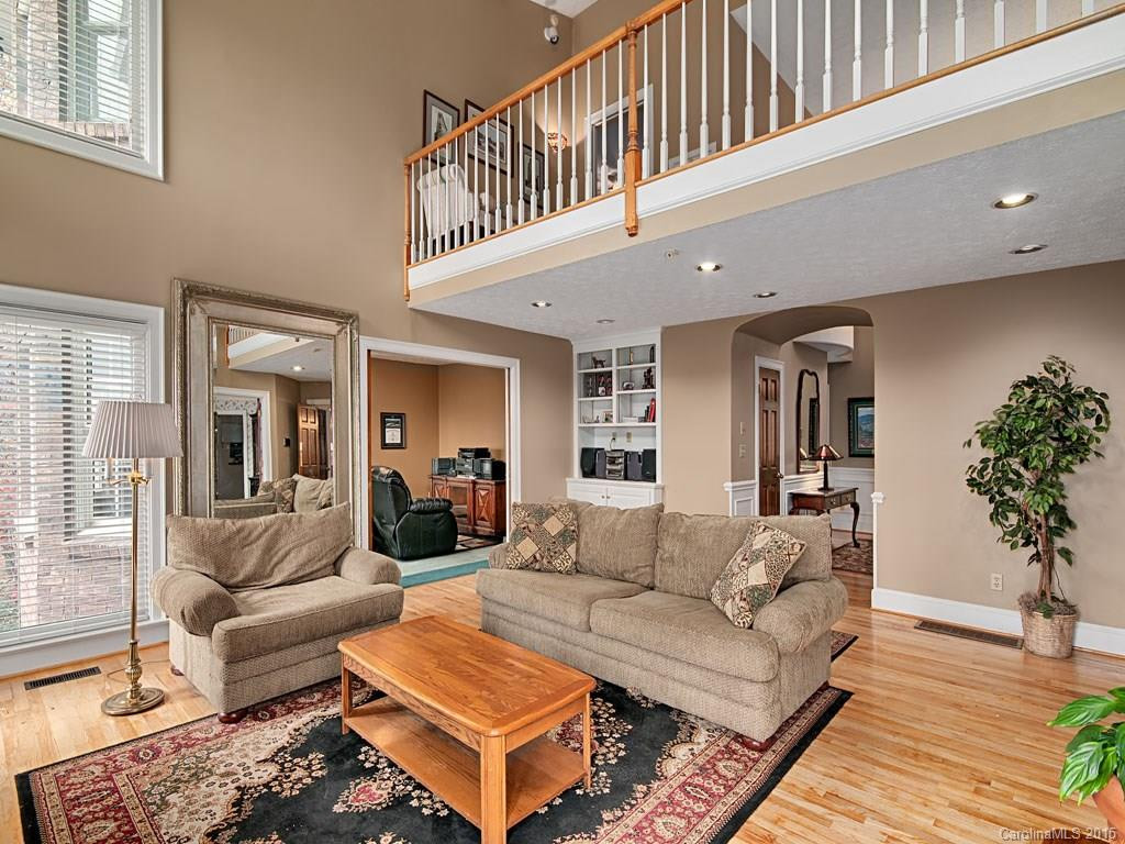 514 Sondley Drive - Photo 8