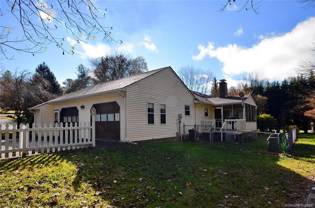 8 Hunters Lane - Photo 3