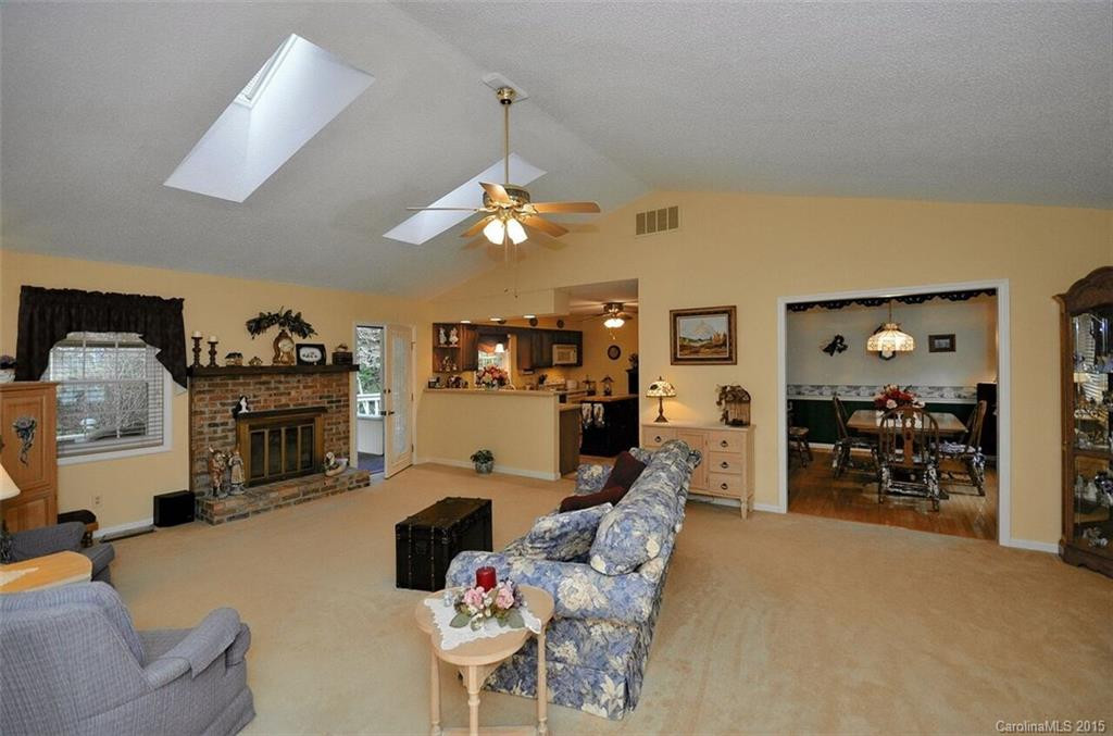8 Hunters Lane - Photo 9