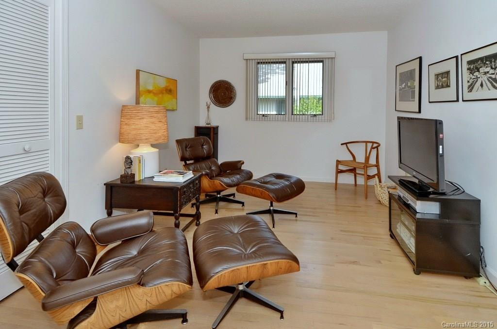 2090 Golfside Lane #10 - Photo 7