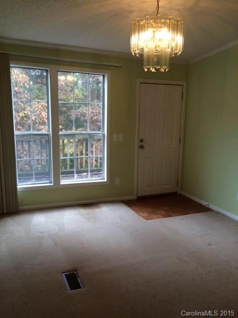 7303 Pyramid Road - Photo 2