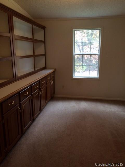 7303 Pyramid Road - Photo 8