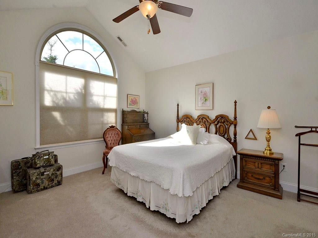 18 Mountain Meadow Circle #- - Photo 12