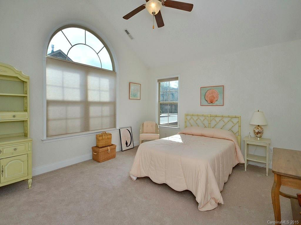 18 Mountain Meadow Circle #- - Photo 16