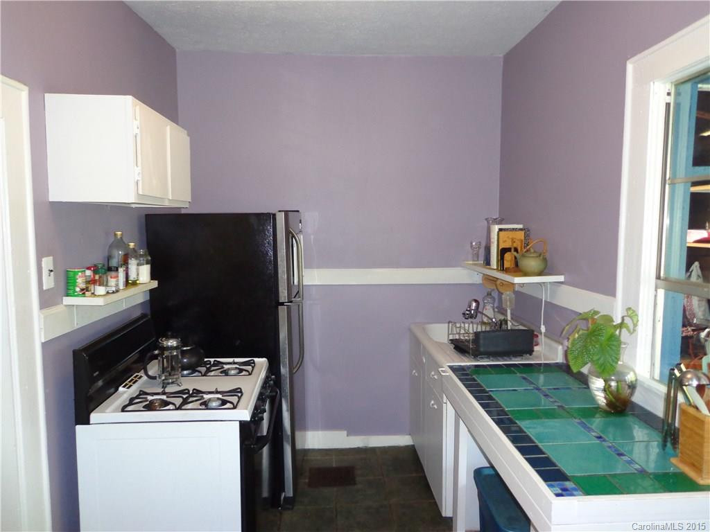 176 Grove Street - Photo 11