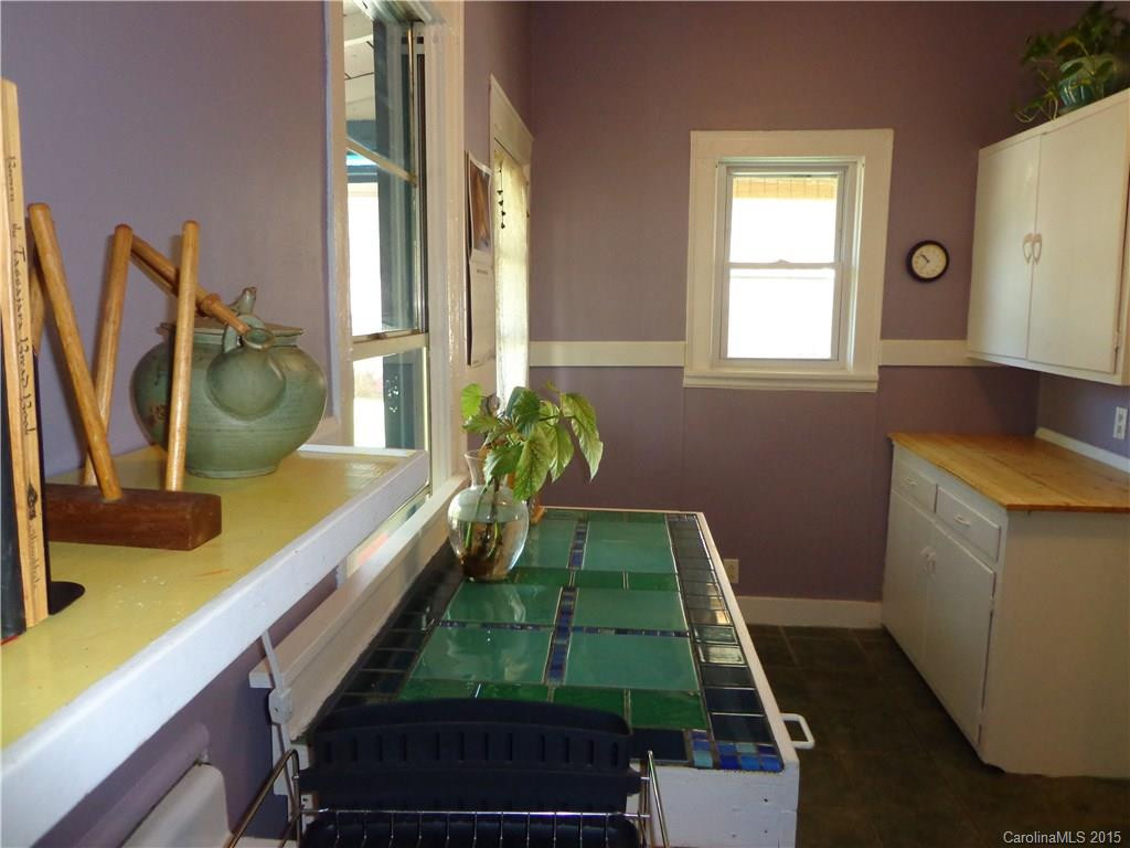 176 Grove Street - Photo 13