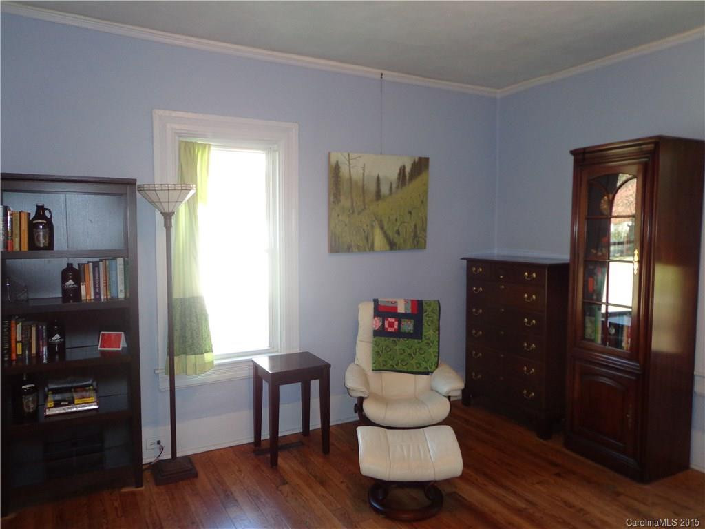 176 Grove Street - Photo 14