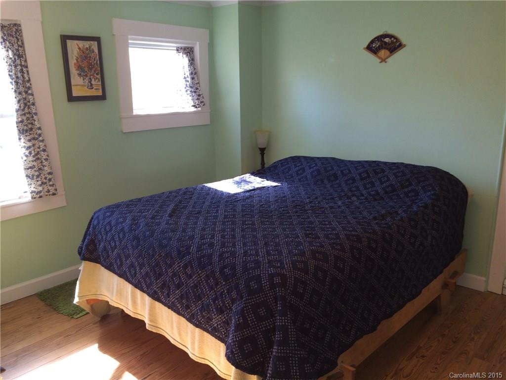 176 Grove Street - Photo 16