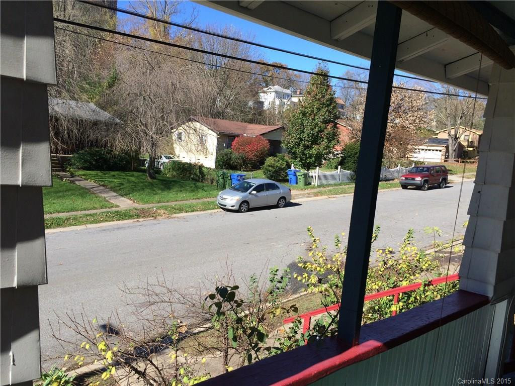 176 Grove Street - Photo 22