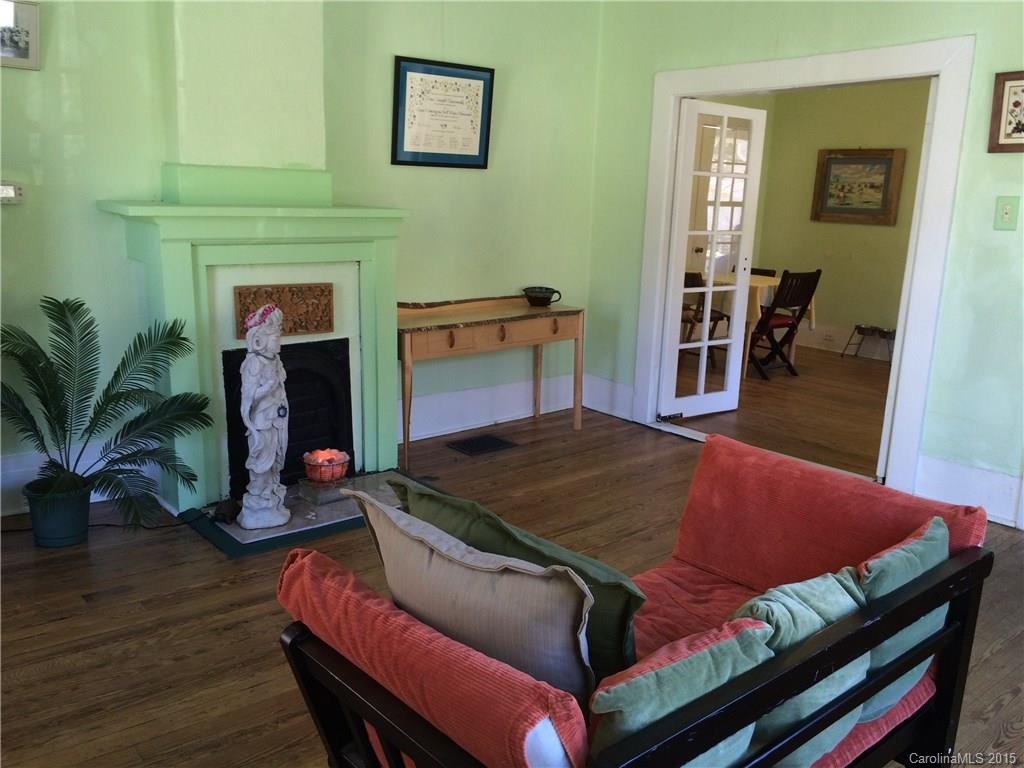 176 Grove Street - Photo 5
