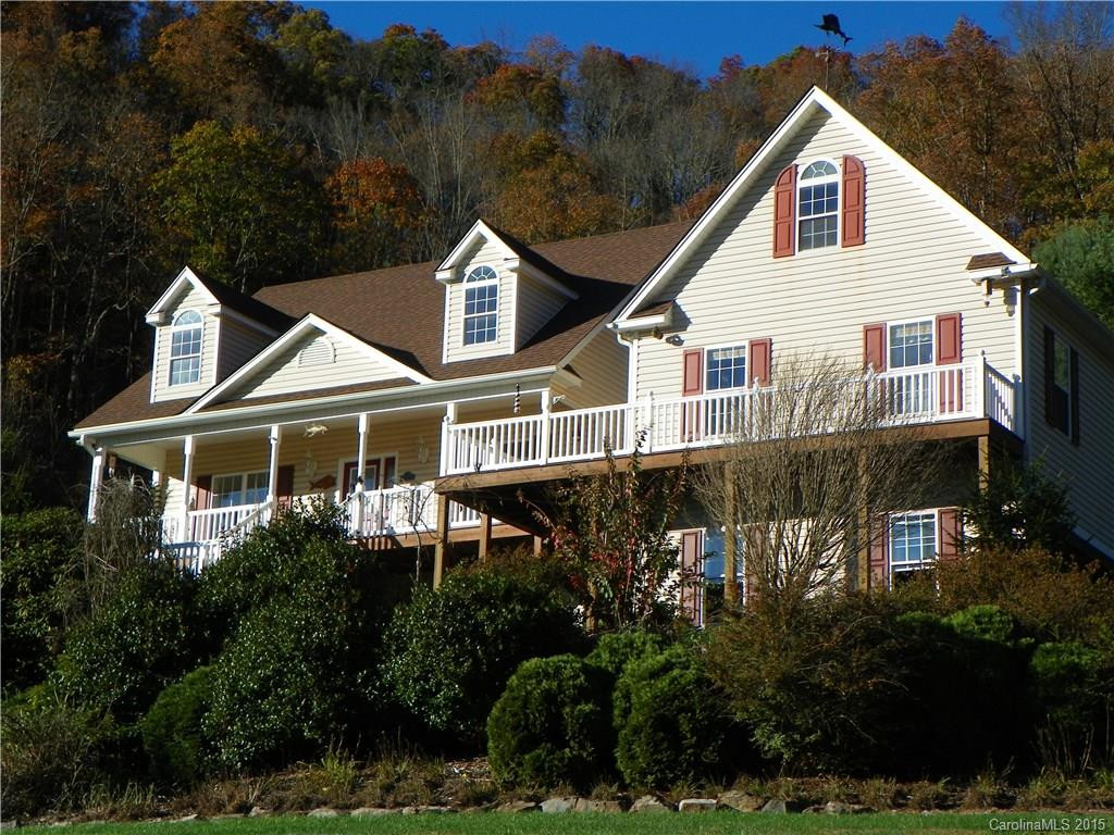 425 Meadow Creek Drive