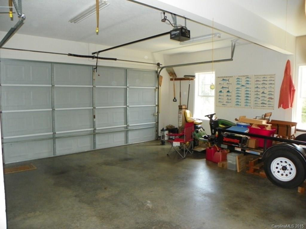 425 Meadow Creek Drive - Photo 17