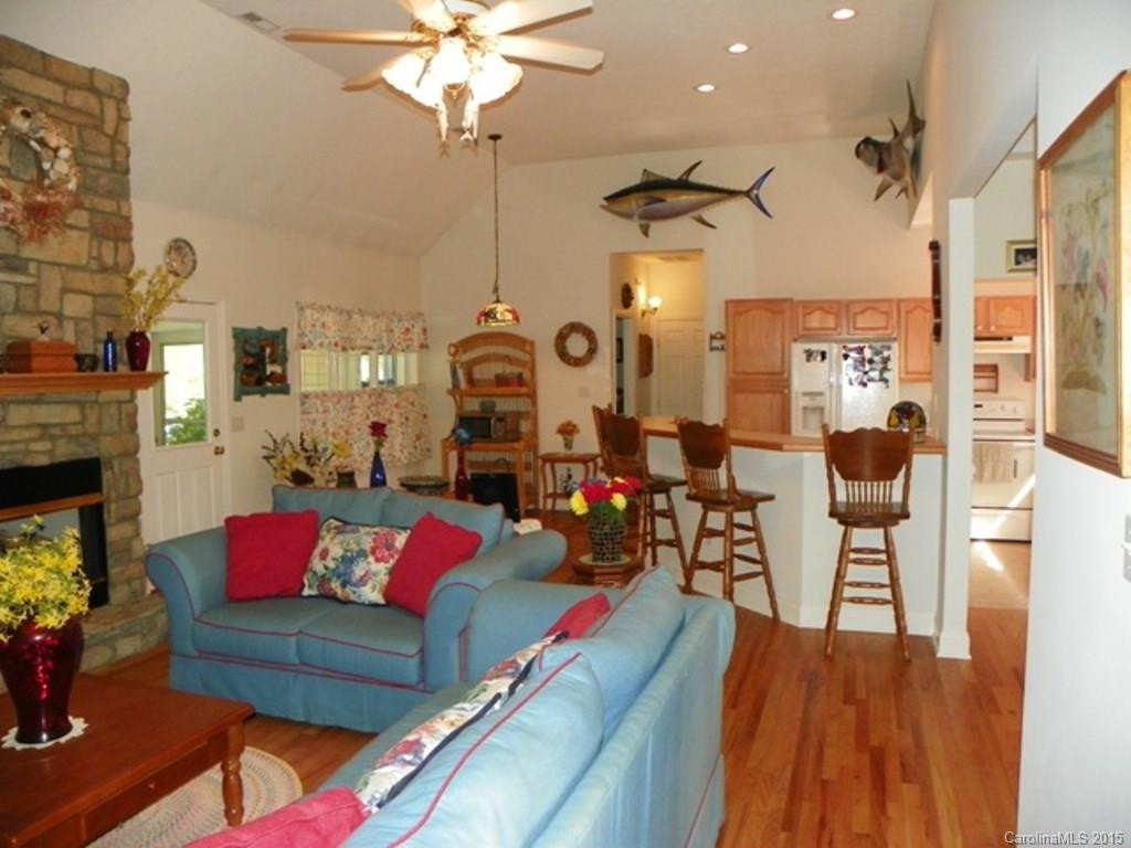 425 Meadow Creek Drive - Photo 5