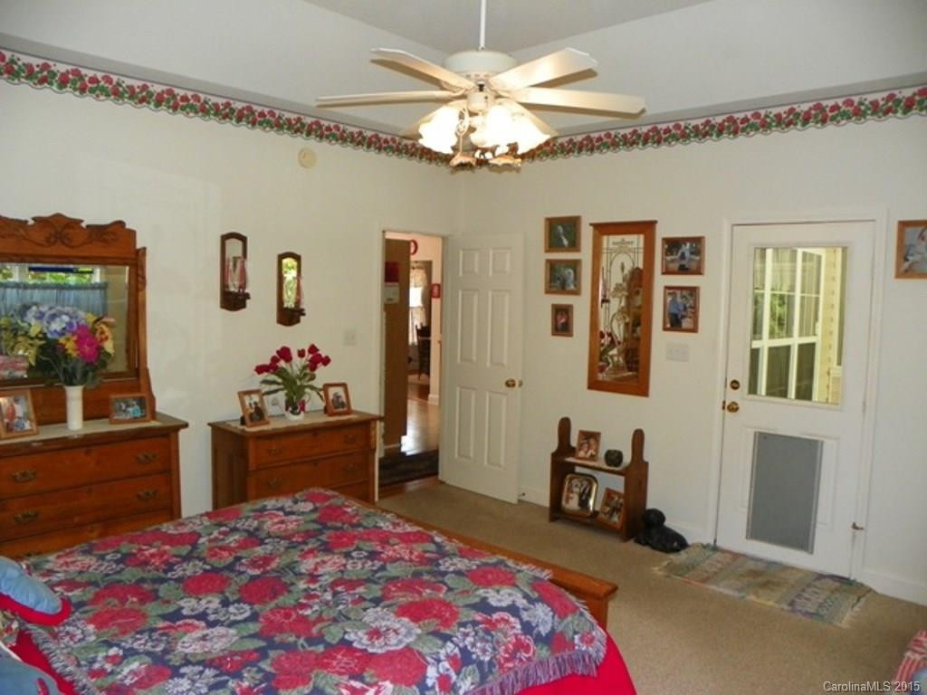 425 Meadow Creek Drive - Photo 8