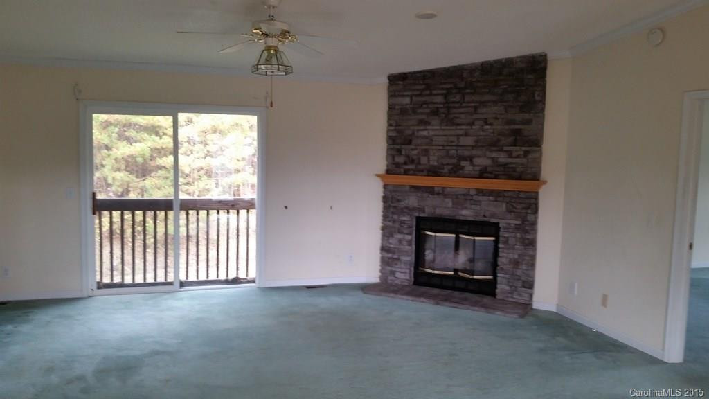 376 Sunset Boulevard - Photo 4