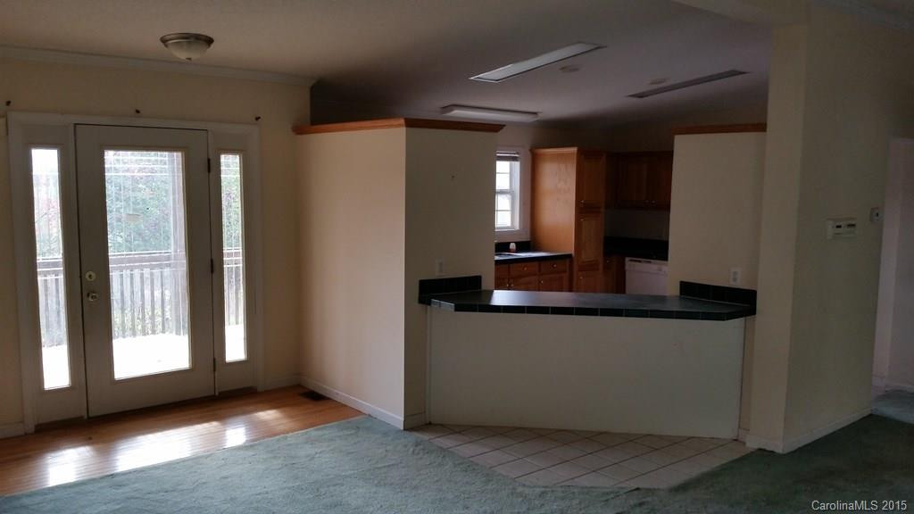 376 Sunset Boulevard - Photo 5