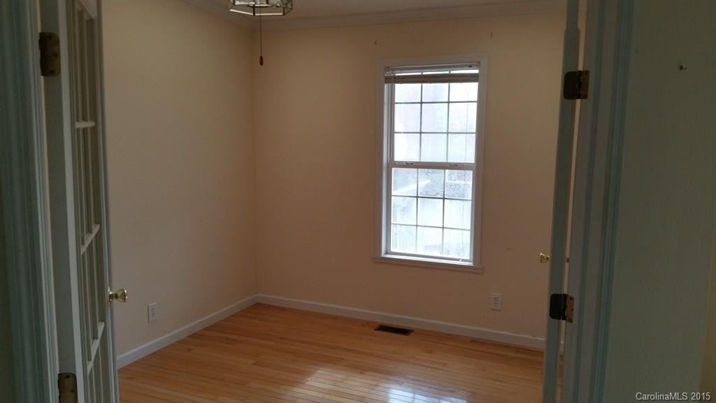 376 Sunset Boulevard - Photo 10