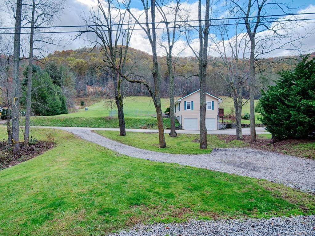 96 Curtis Creek Road - Photo 4