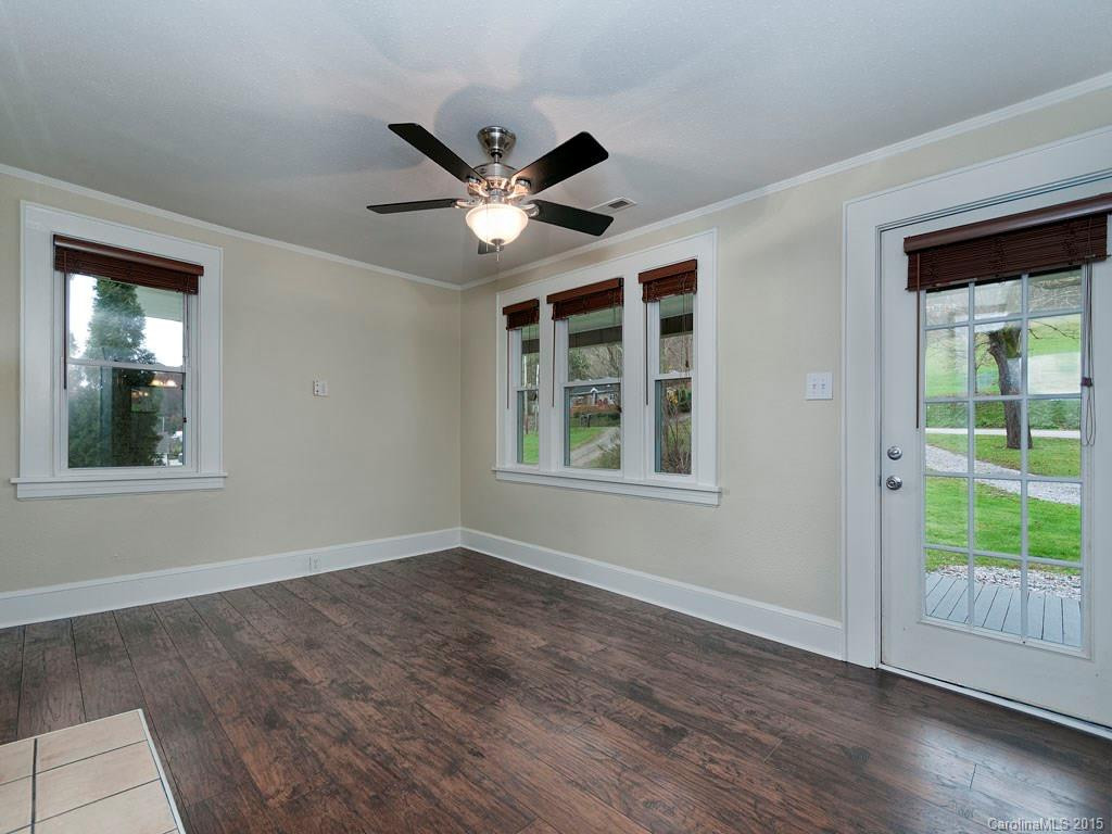96 Curtis Creek Road - Photo 8
