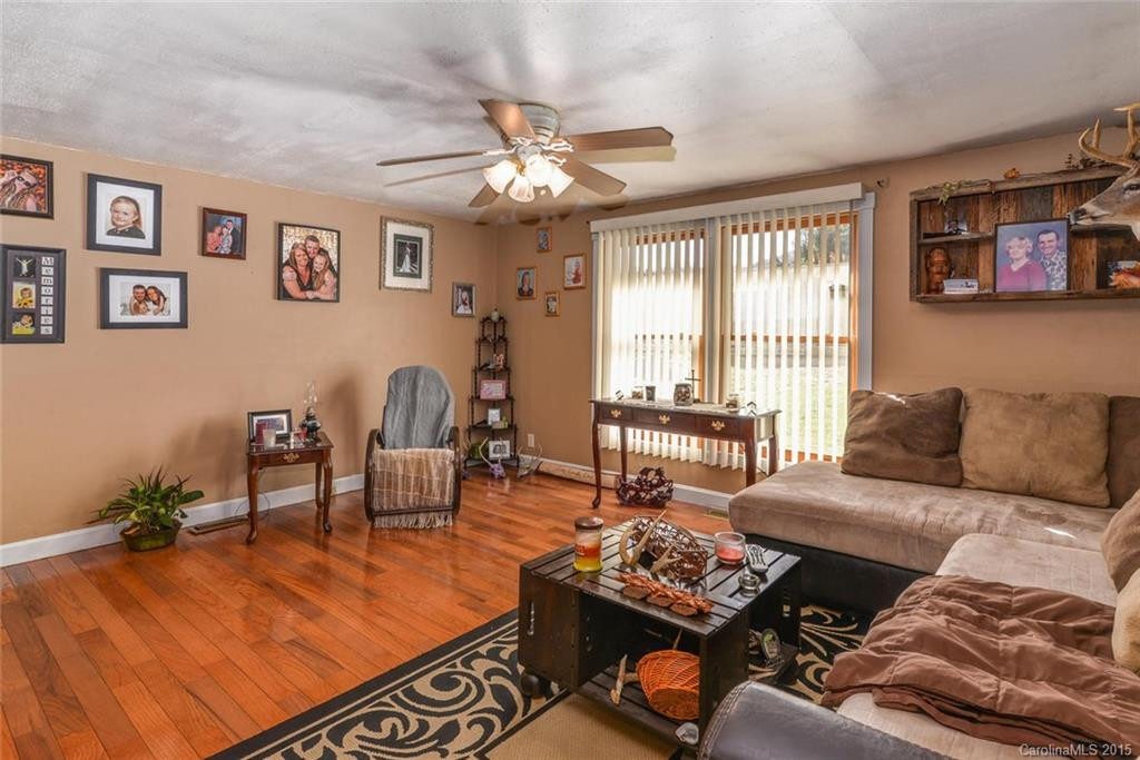 10 Briggs Drive - Photo 3