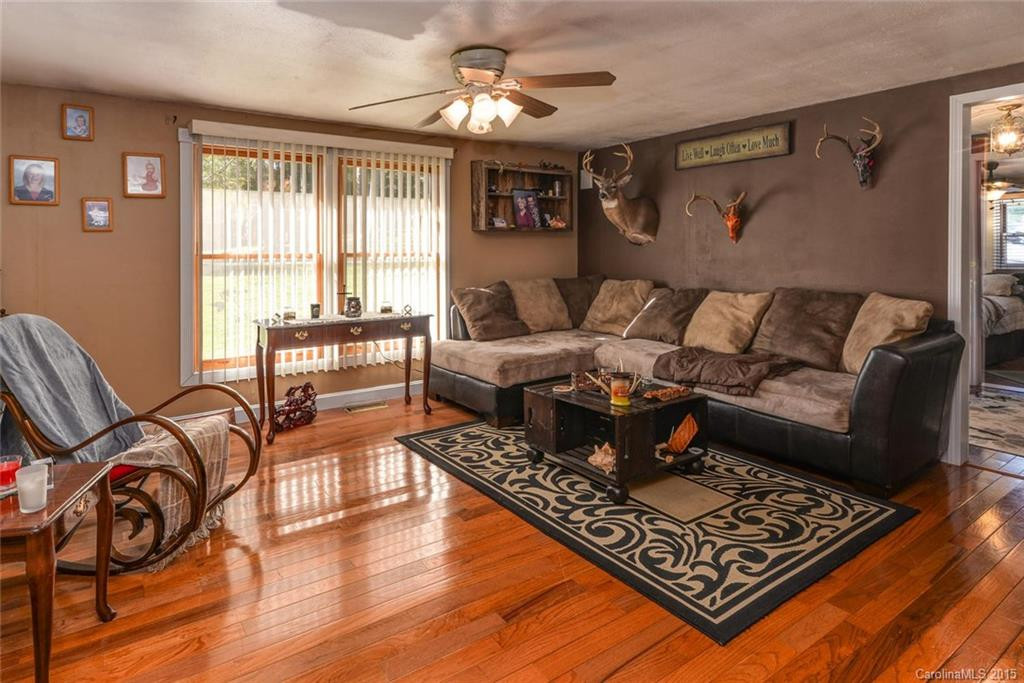 10 Briggs Drive - Photo 4