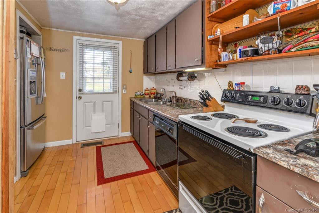 10 Briggs Drive - Photo 5