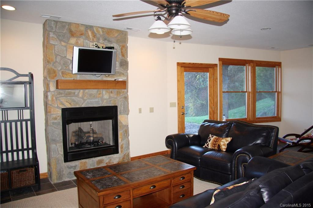 384 Serenity Mountain Lane - Photo 18