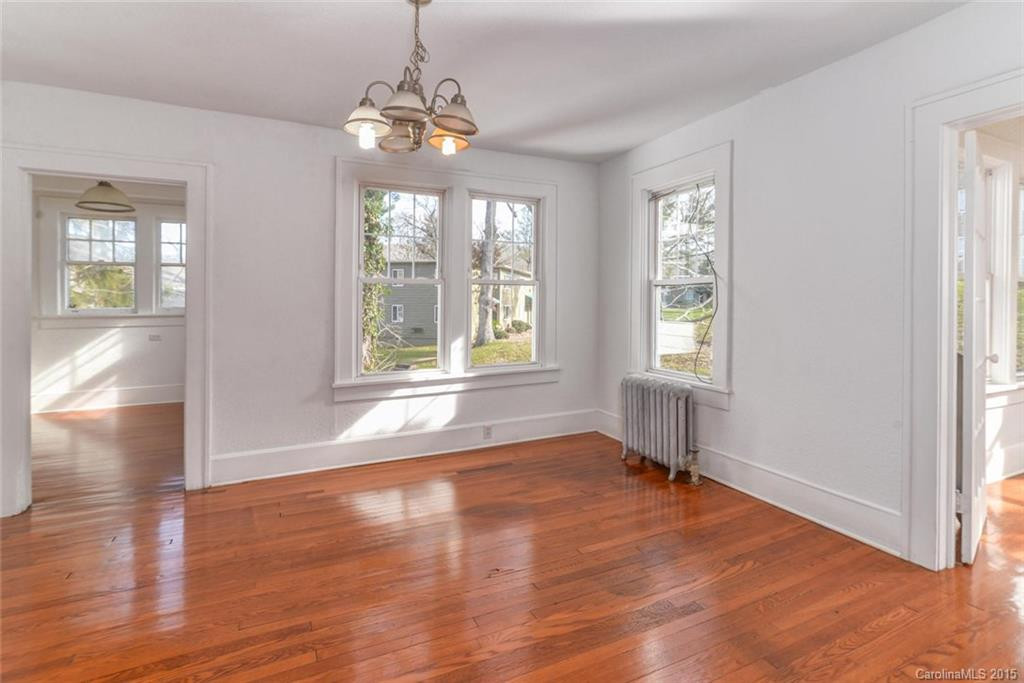 77 Montview Drive - Photo 4