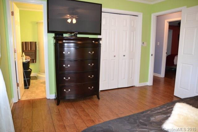 146 Cobblestone Drive - Photo 4