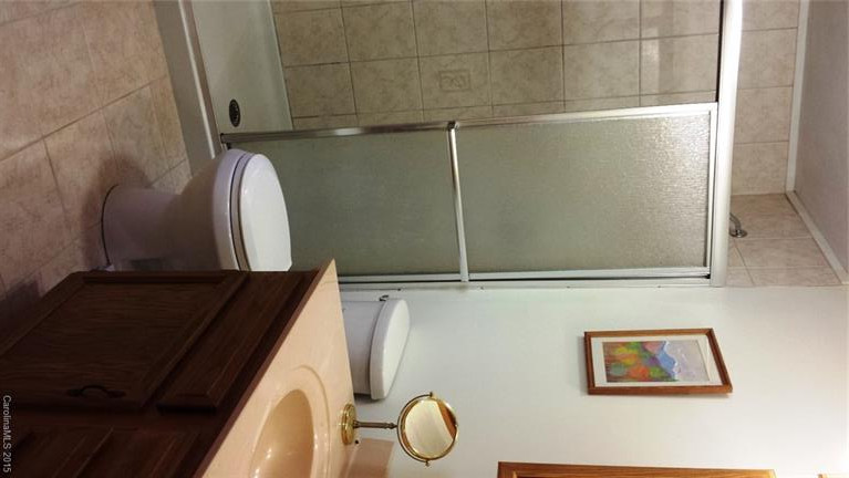 224 Valley Street - Photo 17